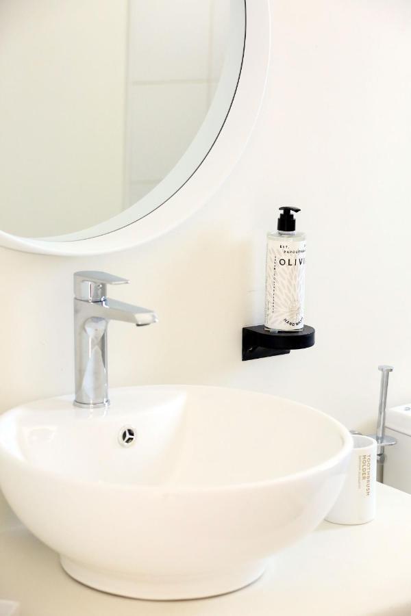 Elia Privileged Suites Andros Ανδροσ Exteriör bild