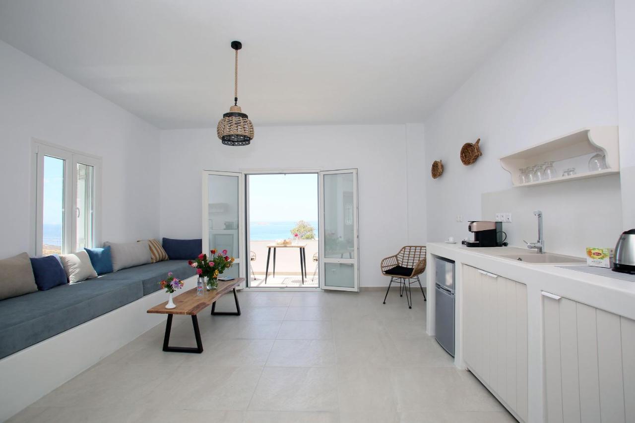 Elia Privileged Suites Andros Ανδροσ Exteriör bild