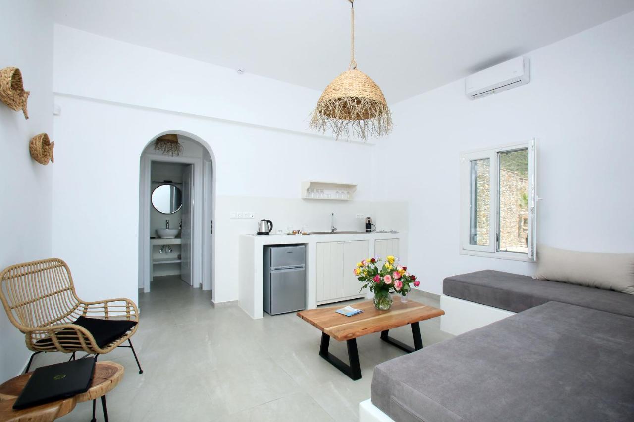Elia Privileged Suites Andros Ανδροσ Exteriör bild