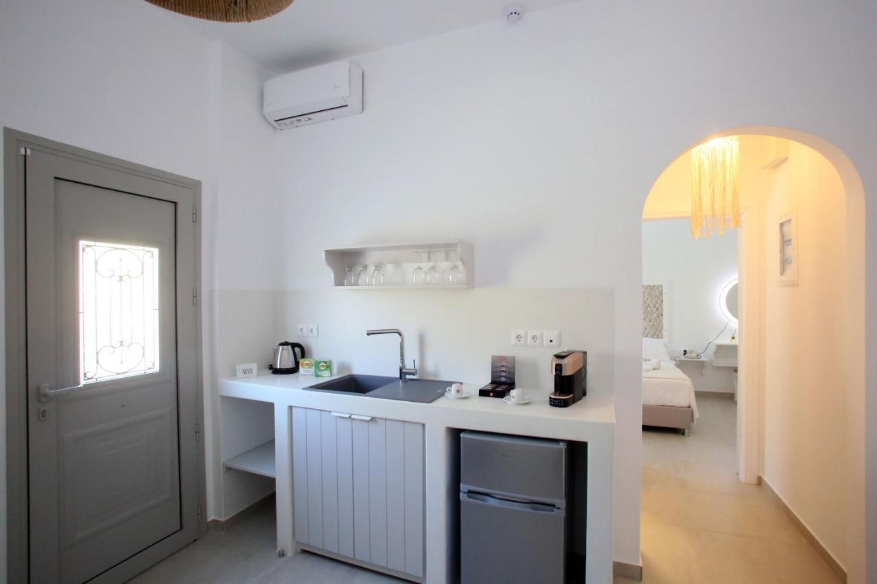 Elia Privileged Suites Andros Ανδροσ Exteriör bild